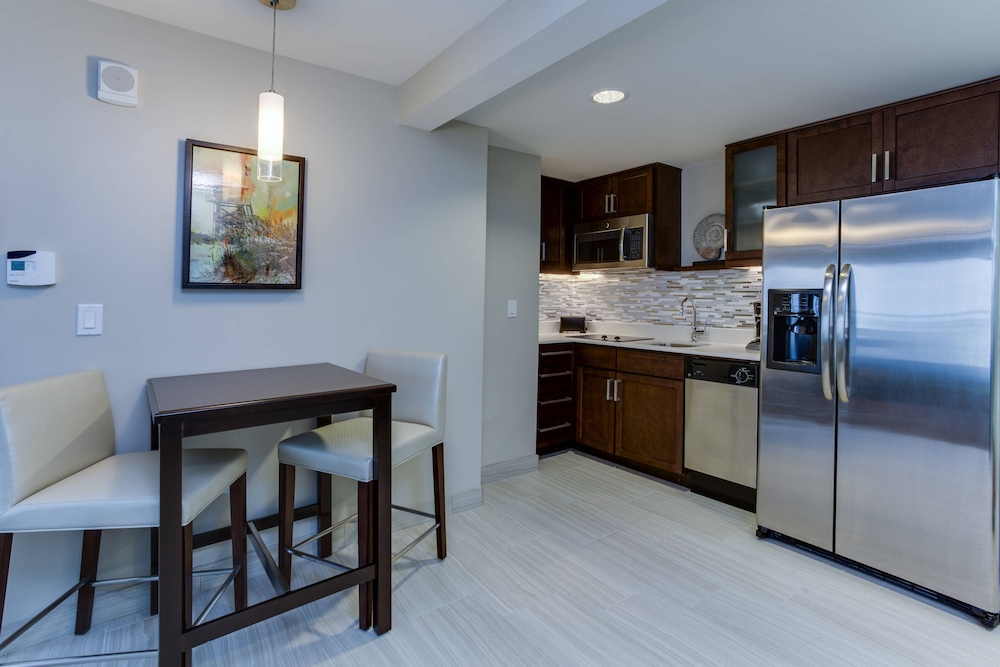 Residence Inn By Marriott Daytona Beach Oceanfront 25/36
