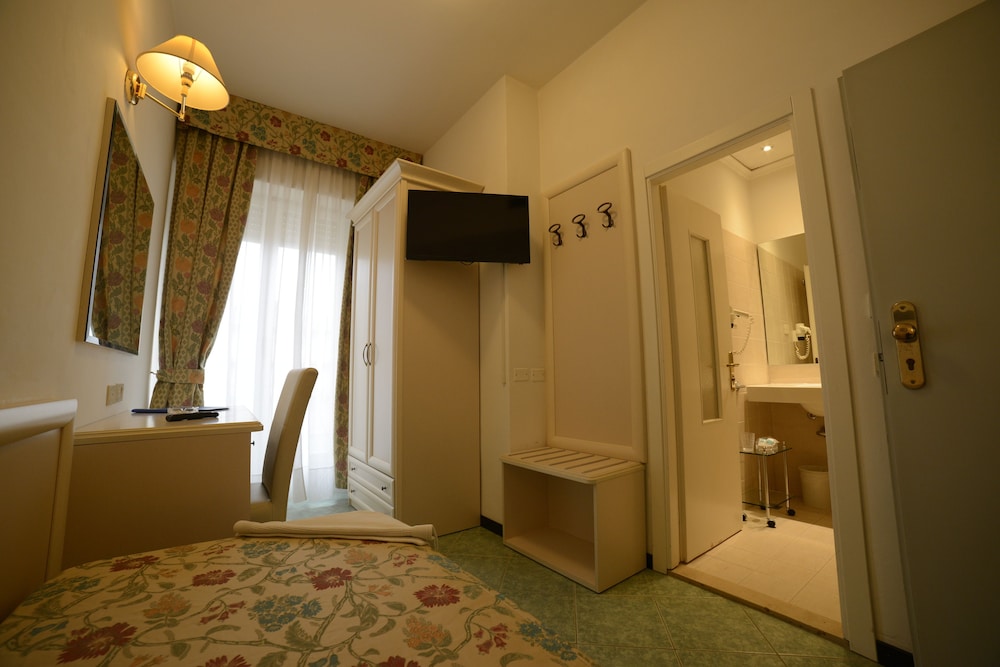 Hotel Nord Est 26/66