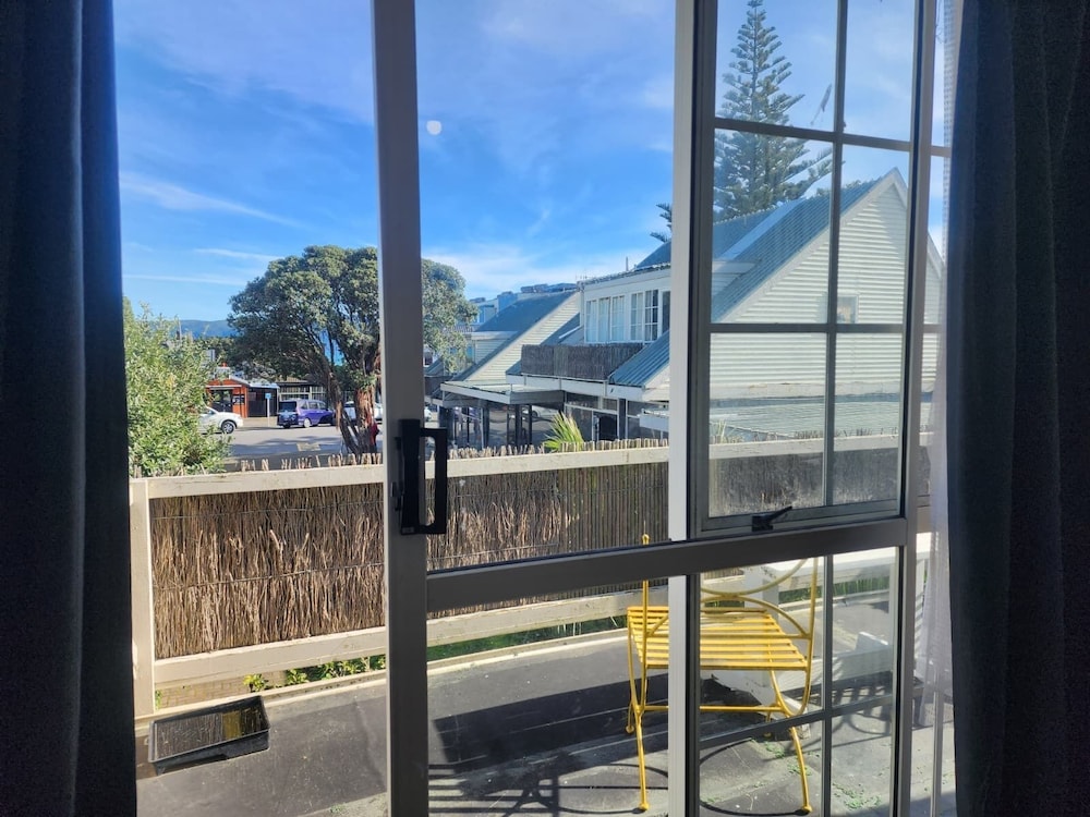 U Studios Paraparaumu, SureStay Collection by Best Western 22/46