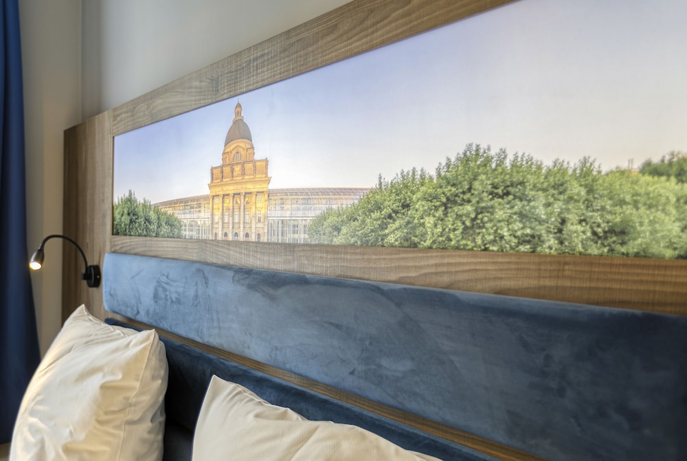 Smart Stay Hotel Station 5/37