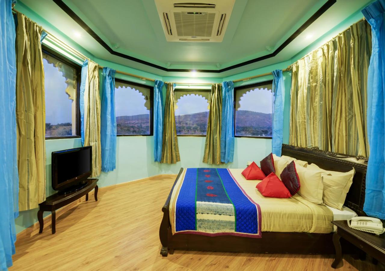 Palace Suite