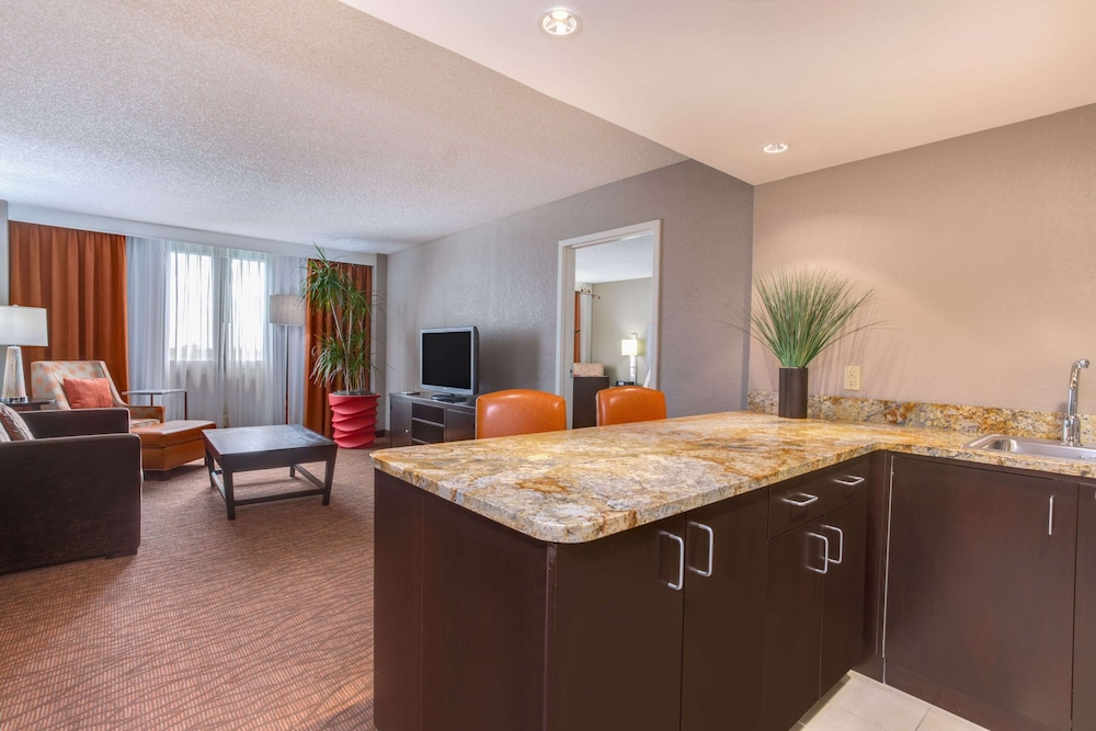 Sonesta Miami Airport 43/66