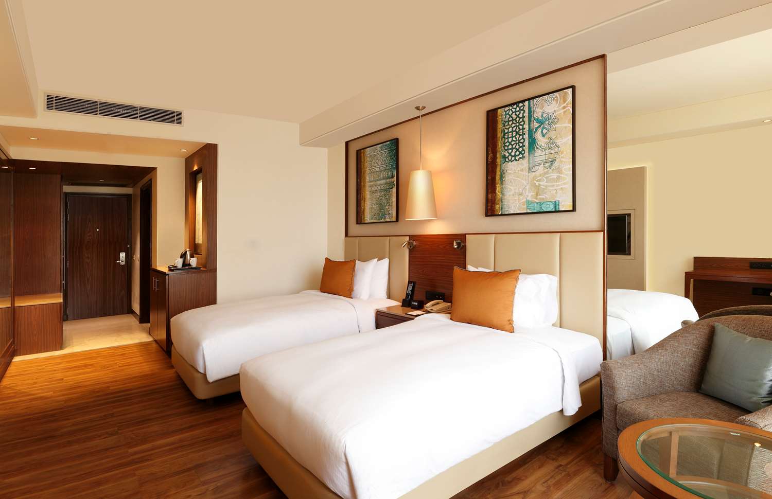Room, Twin Beds