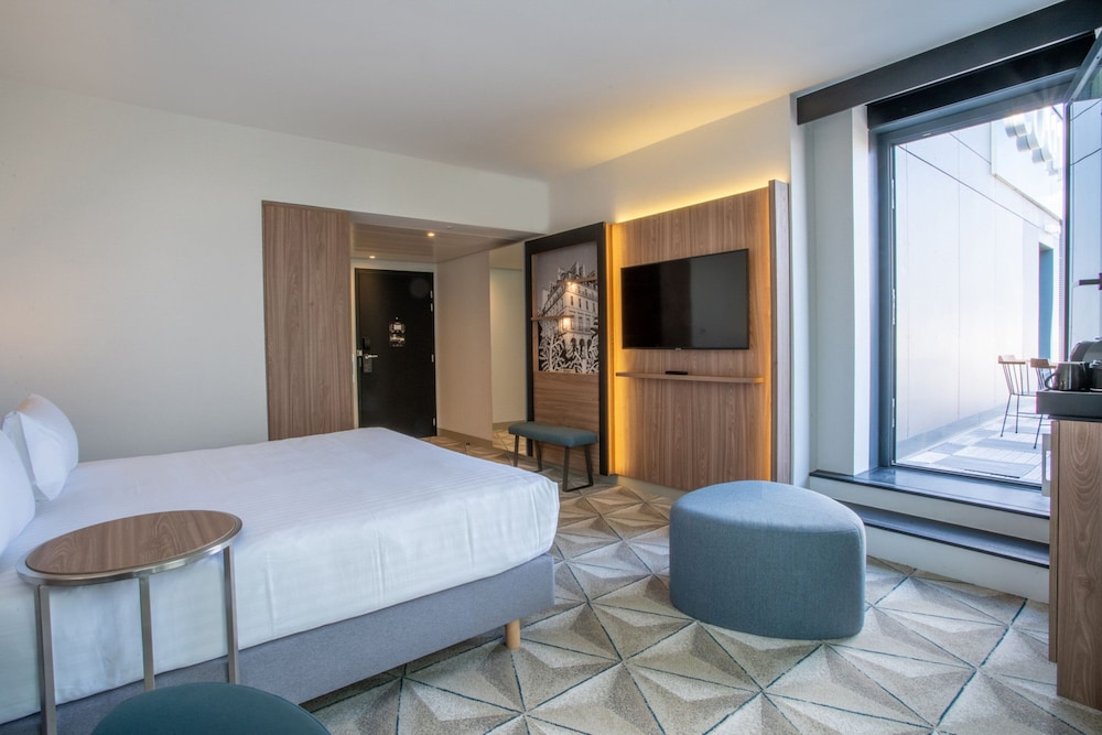 Courtyard by Marriott Paris Porte de Versailles 3/34