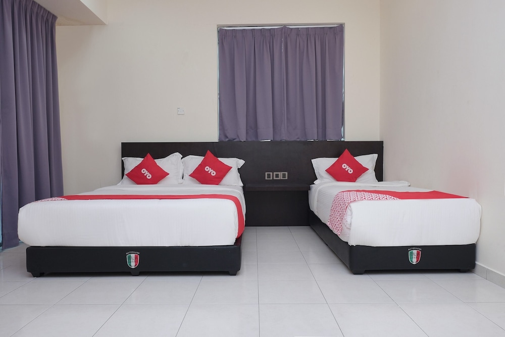 Oyo 89777 Urbanstay Kuantan 13/39
