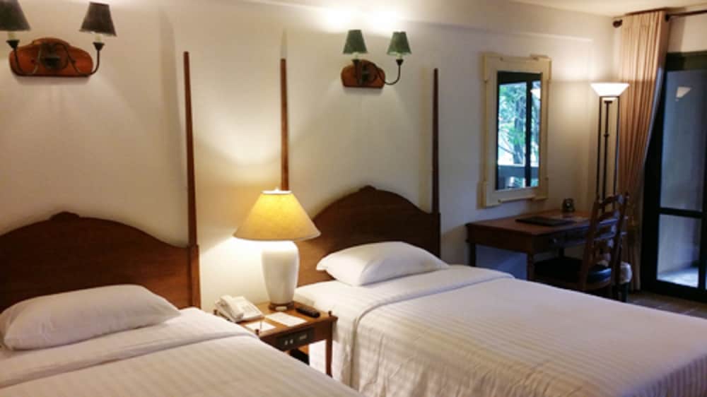 Imperial Lake View Hotel & Golf Club 8/48