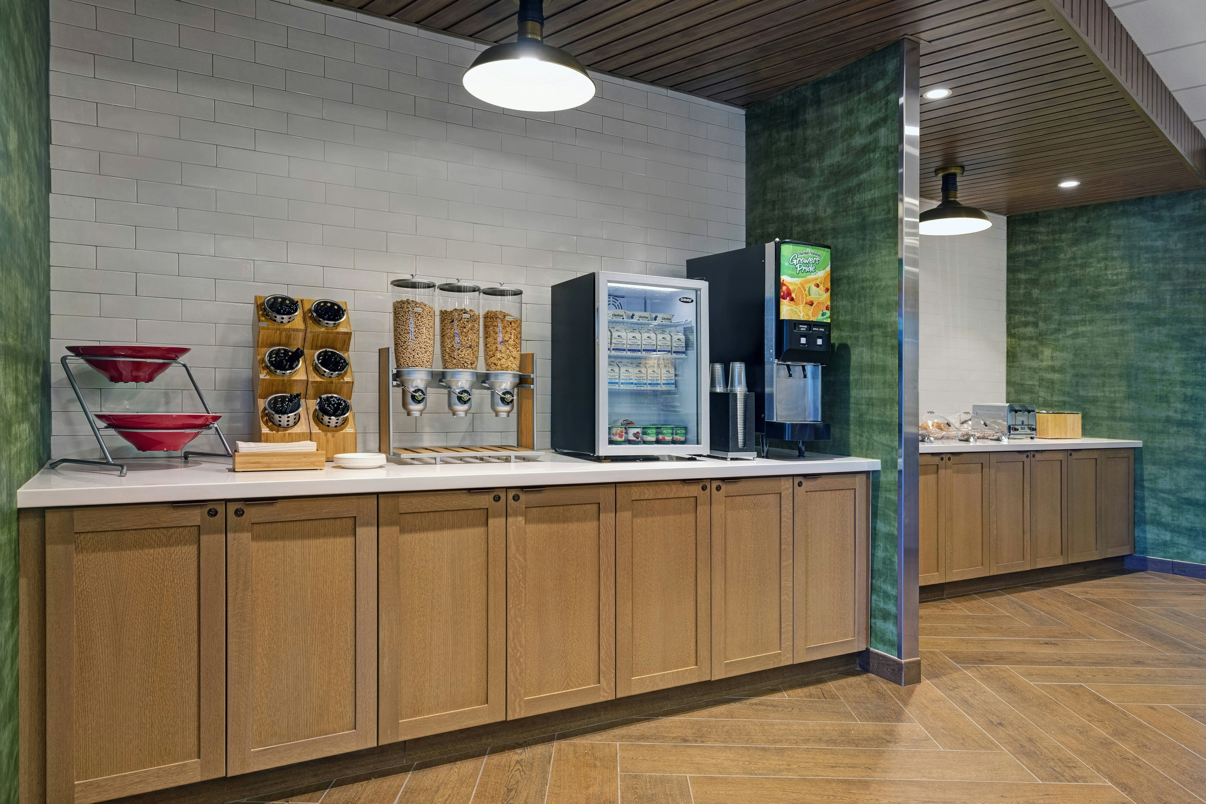 Fairfield Inn & Suites by Marriott Denver Airport at Gateway Park 1/11