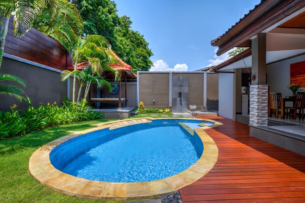 Gracia Bali Villas & Apartment 68/71