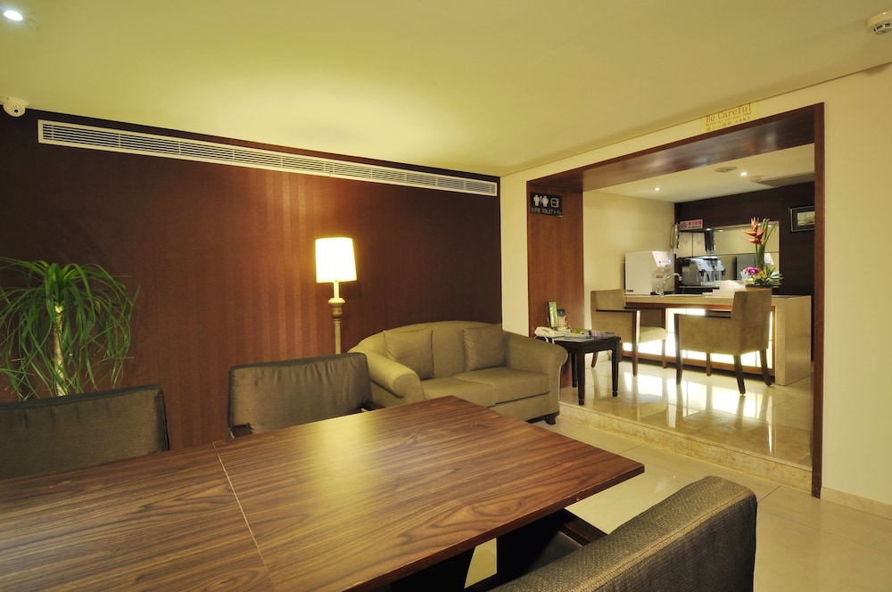 Delight Hotel 55/72