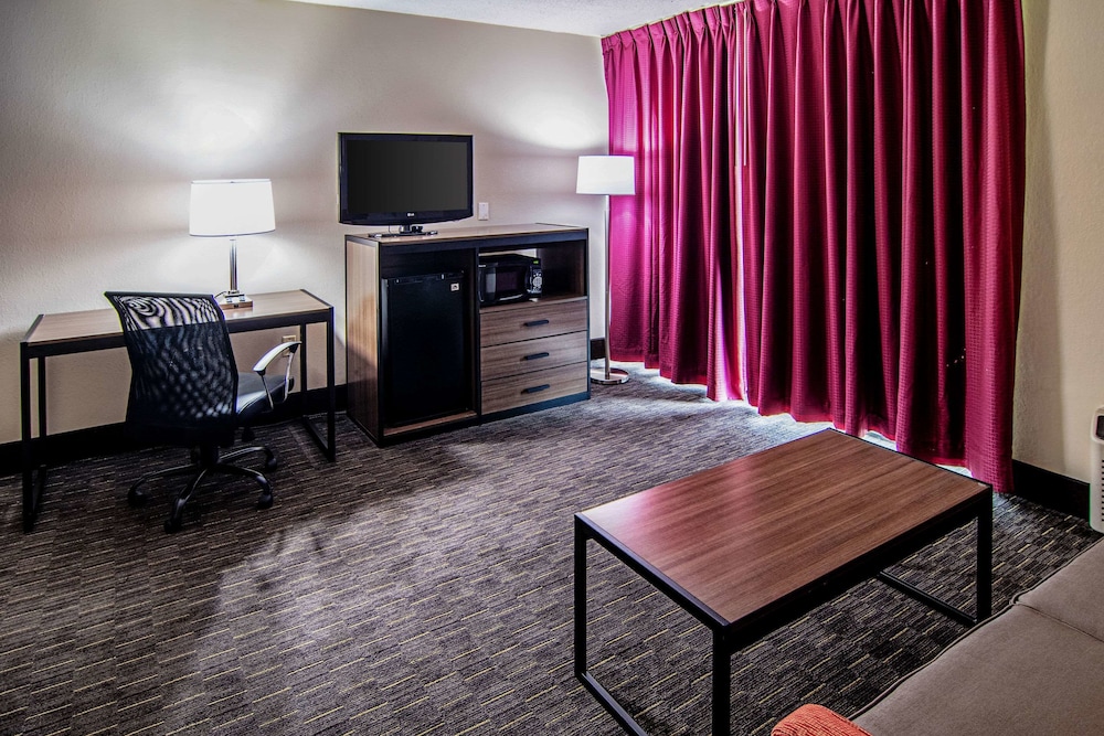 Best Western Plus Laurel 47/51