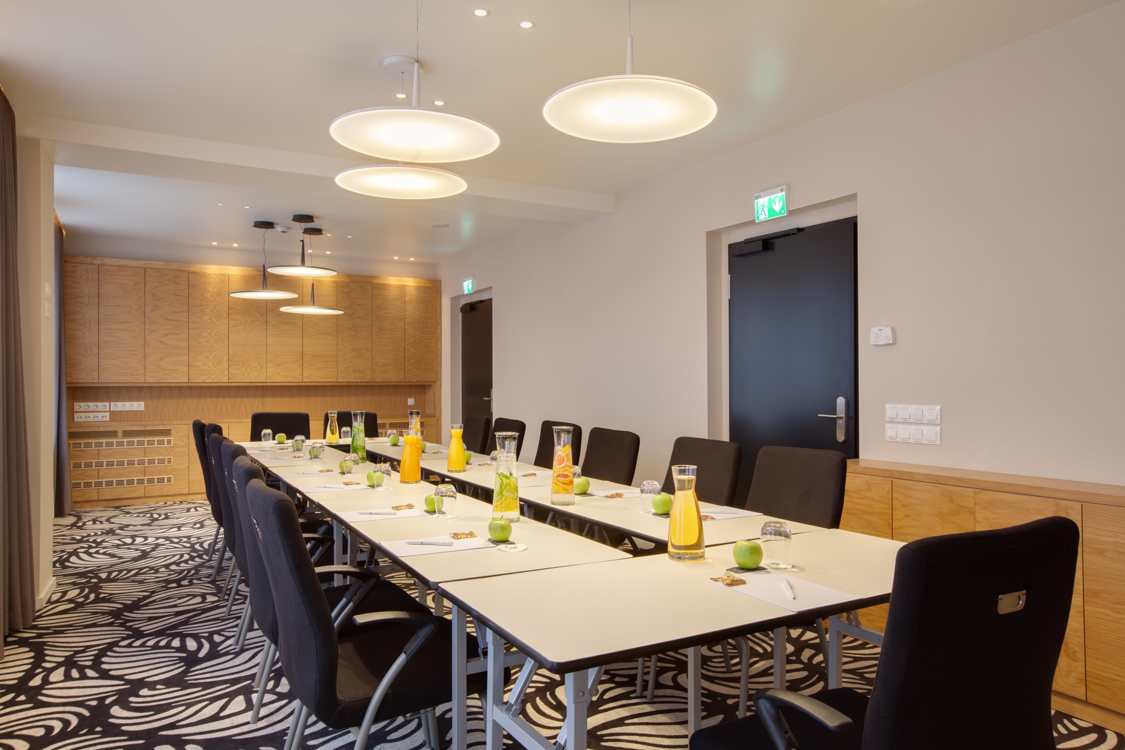 HOLIDAY INN DRESDEN - AM ZWINGER 66/77