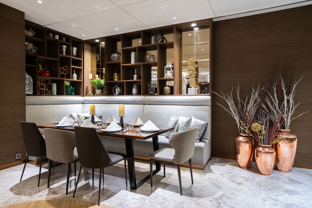 Ashley Hotel Jakarta 54/66