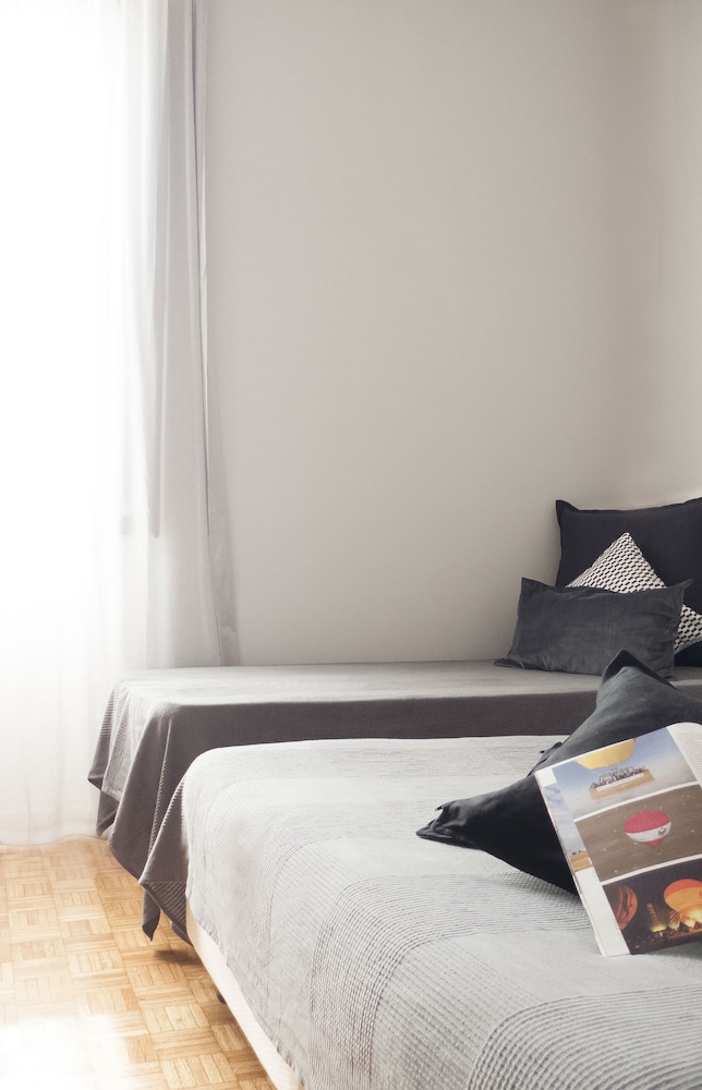 DESIGN, SUITE, DOUBLE BED, CITY VIEW, JETTED TUB