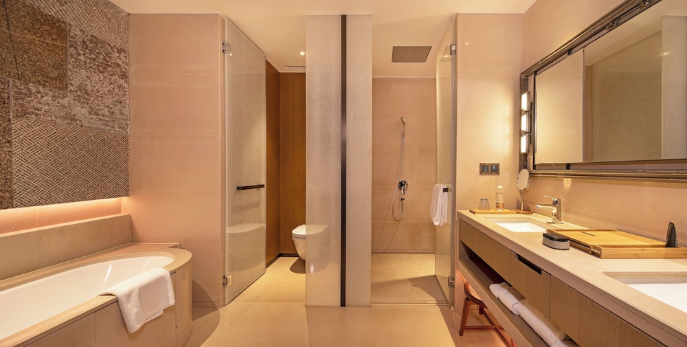 ALILA YANGSHUO 64/65