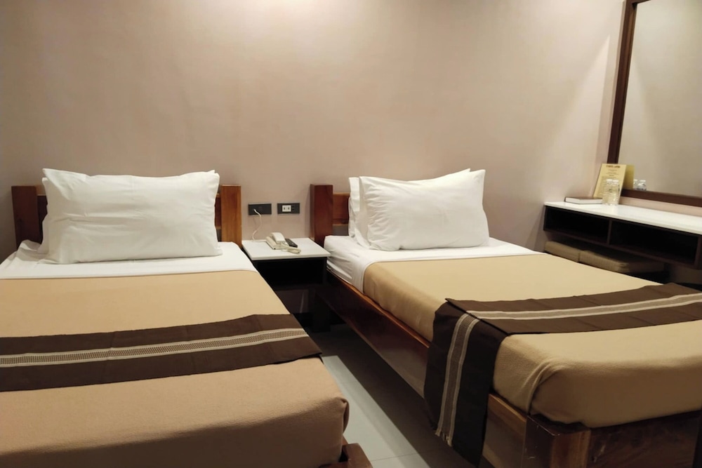 Hotel Lapira 35/61