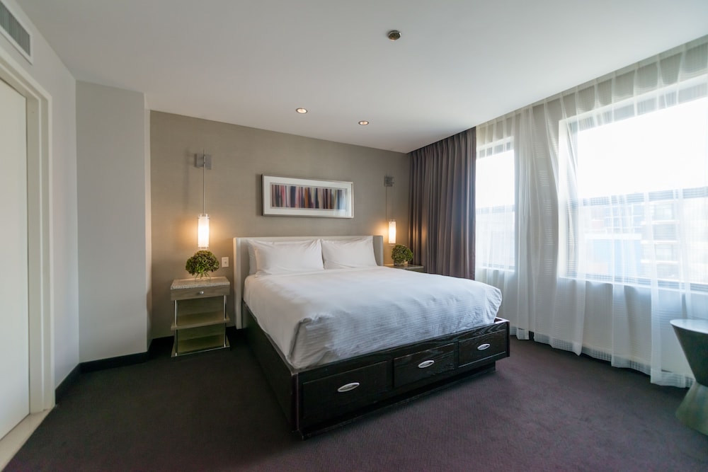 Hotel Felix Chicago 25/78