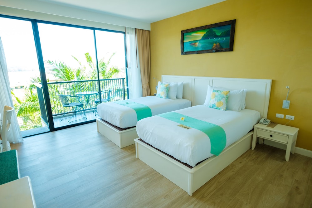 HULA HULA RESORT l truly tropical and fun wellness 45/90