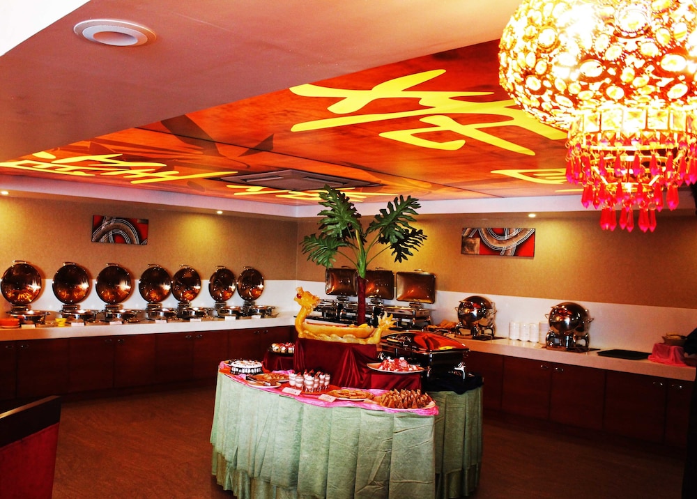 Hotel Chennai Le Palace 35/72