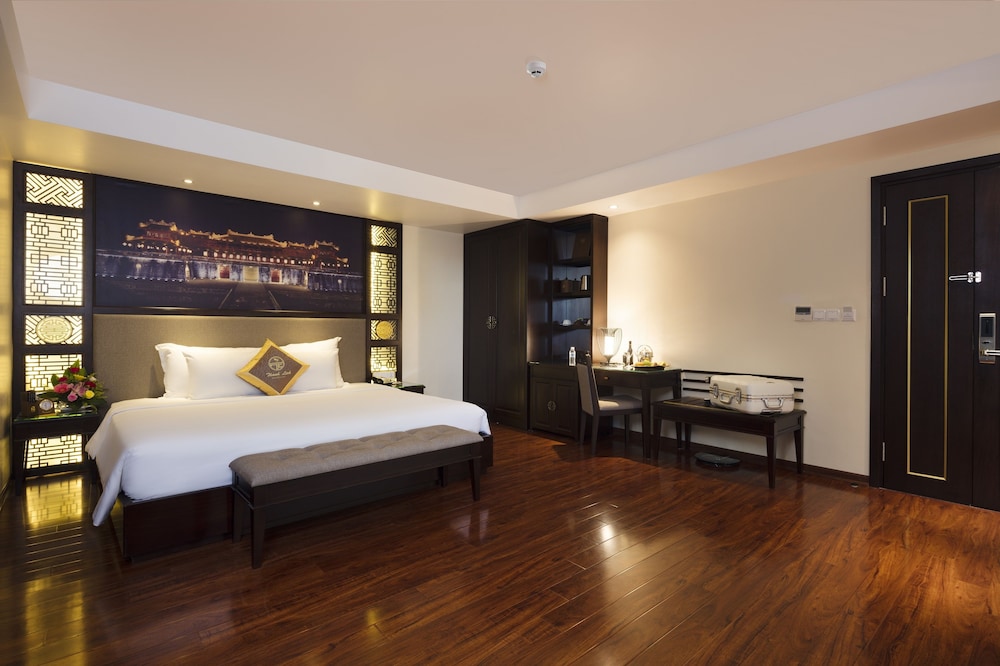 Thanh Lich Royal Boutique Hotel 19/69