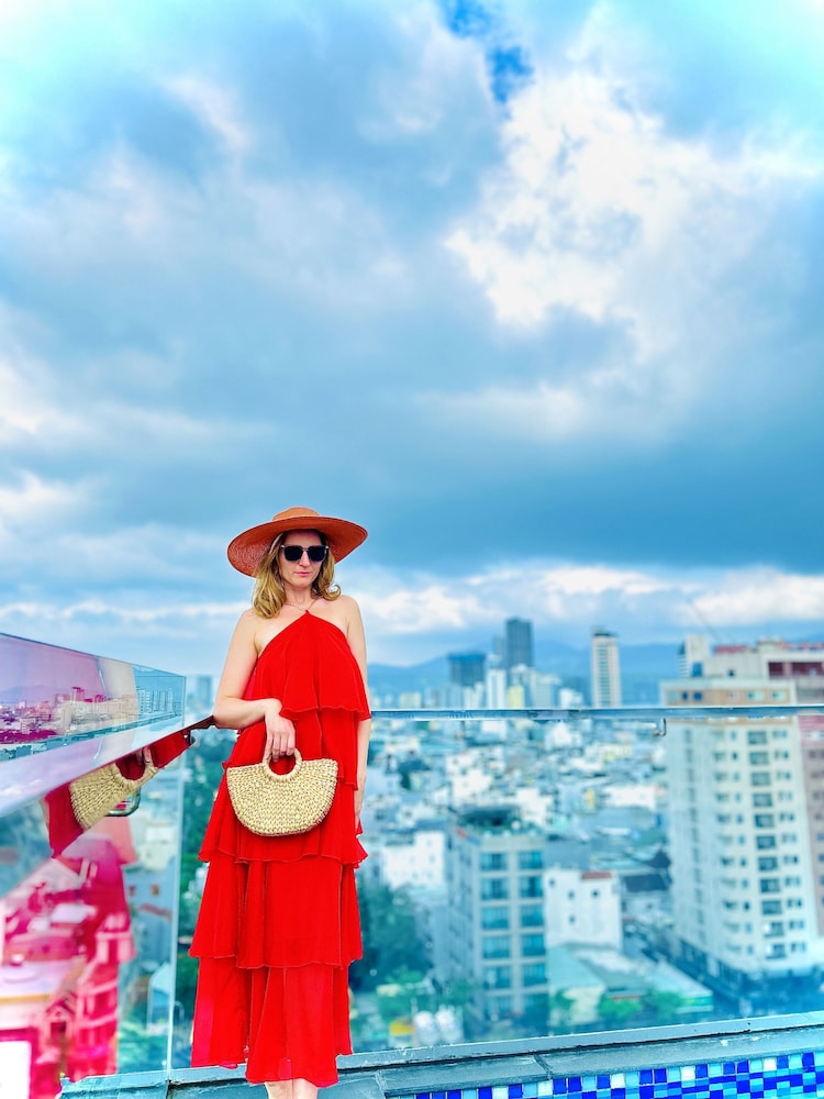 Ritzy Boutique Hotel Da Nang 74/77