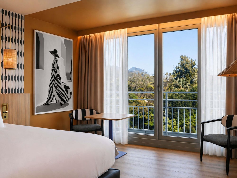 Privilege, Double Bed, Ocean View, Garden Area