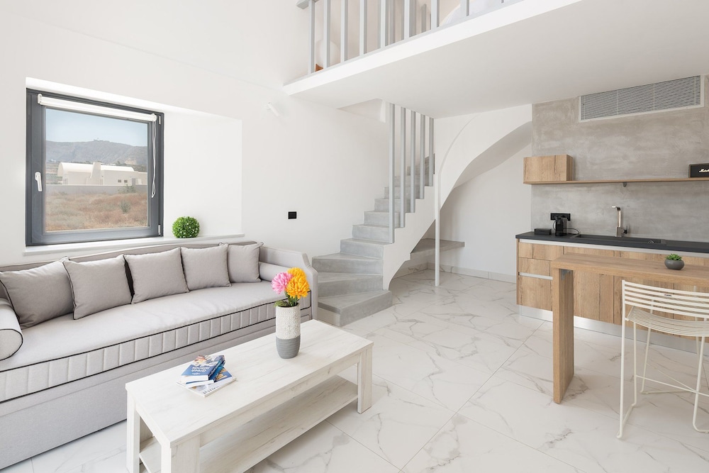 Karat Suites 24/50