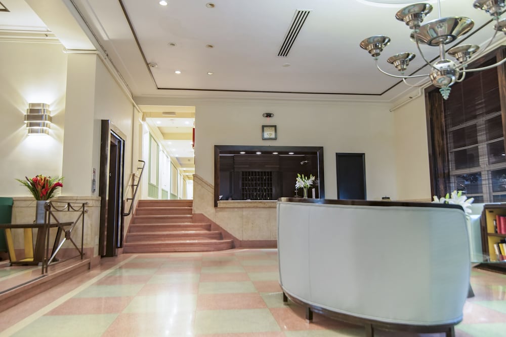 Greenview Hotel 5/50