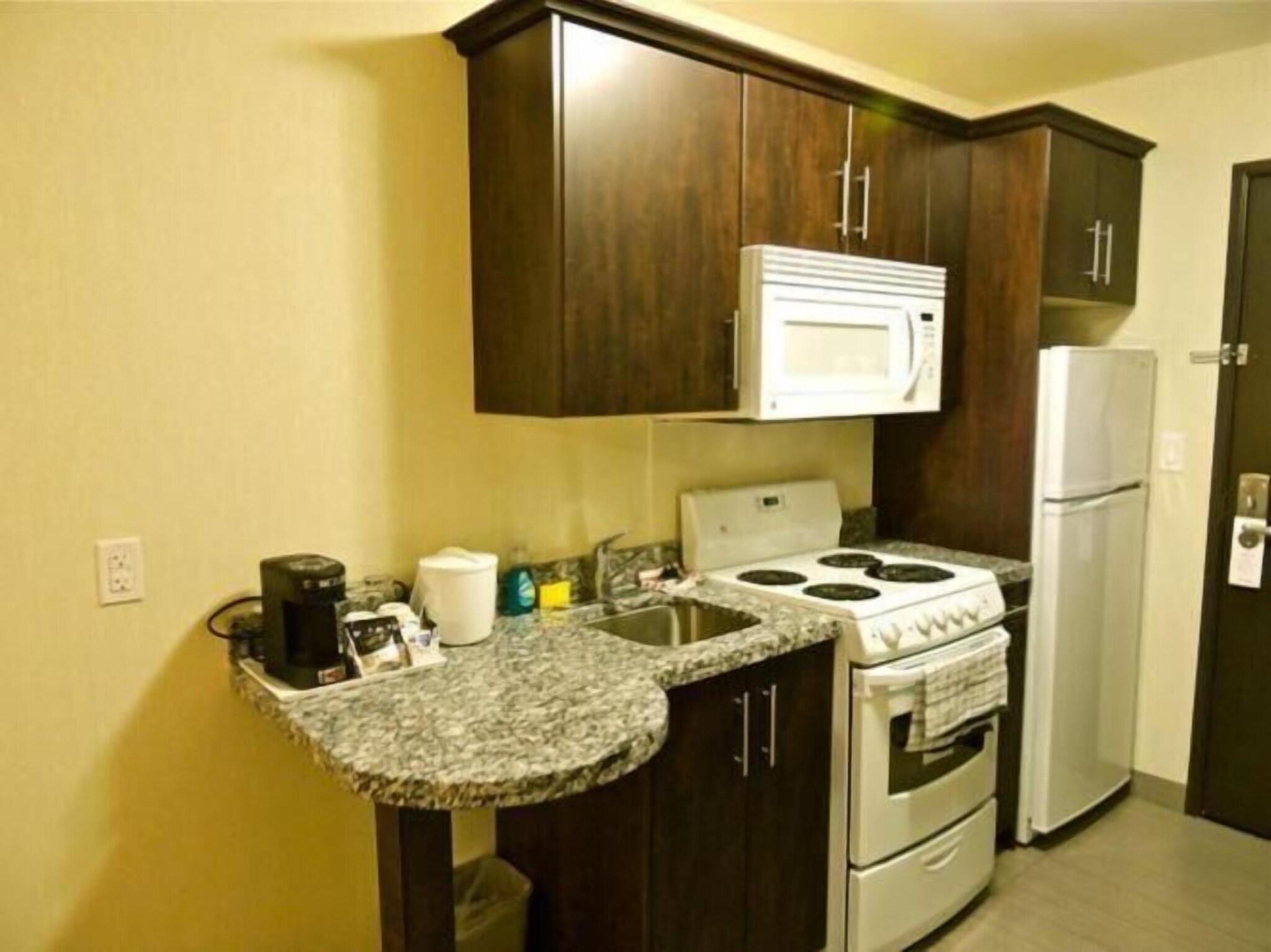 Western Star Inn and Suites Carlyle 22/30