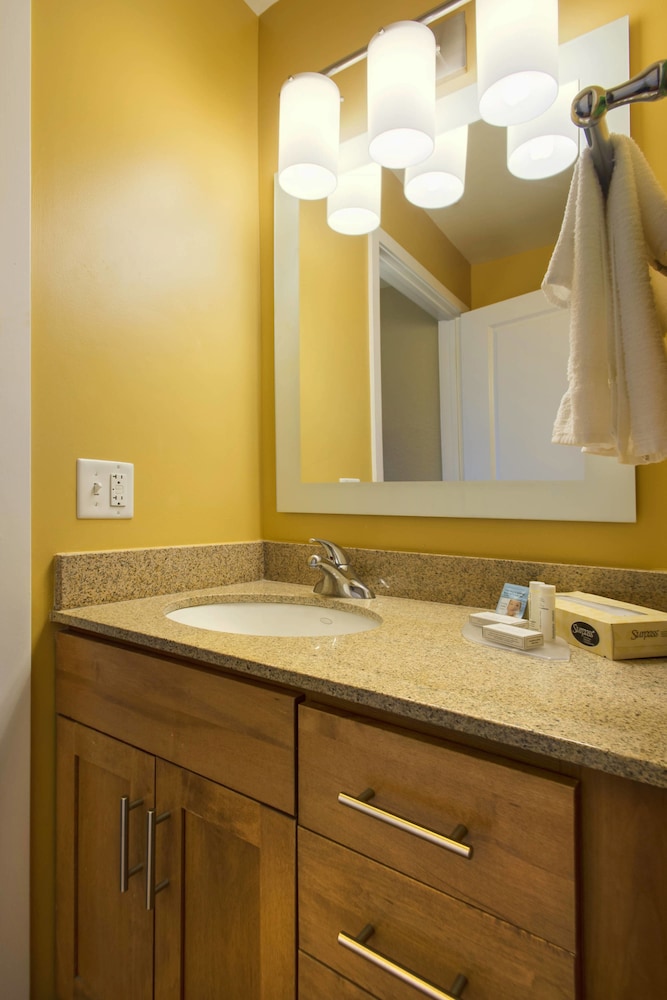 TownePlace Suites Kansas City Overland Park 13/37