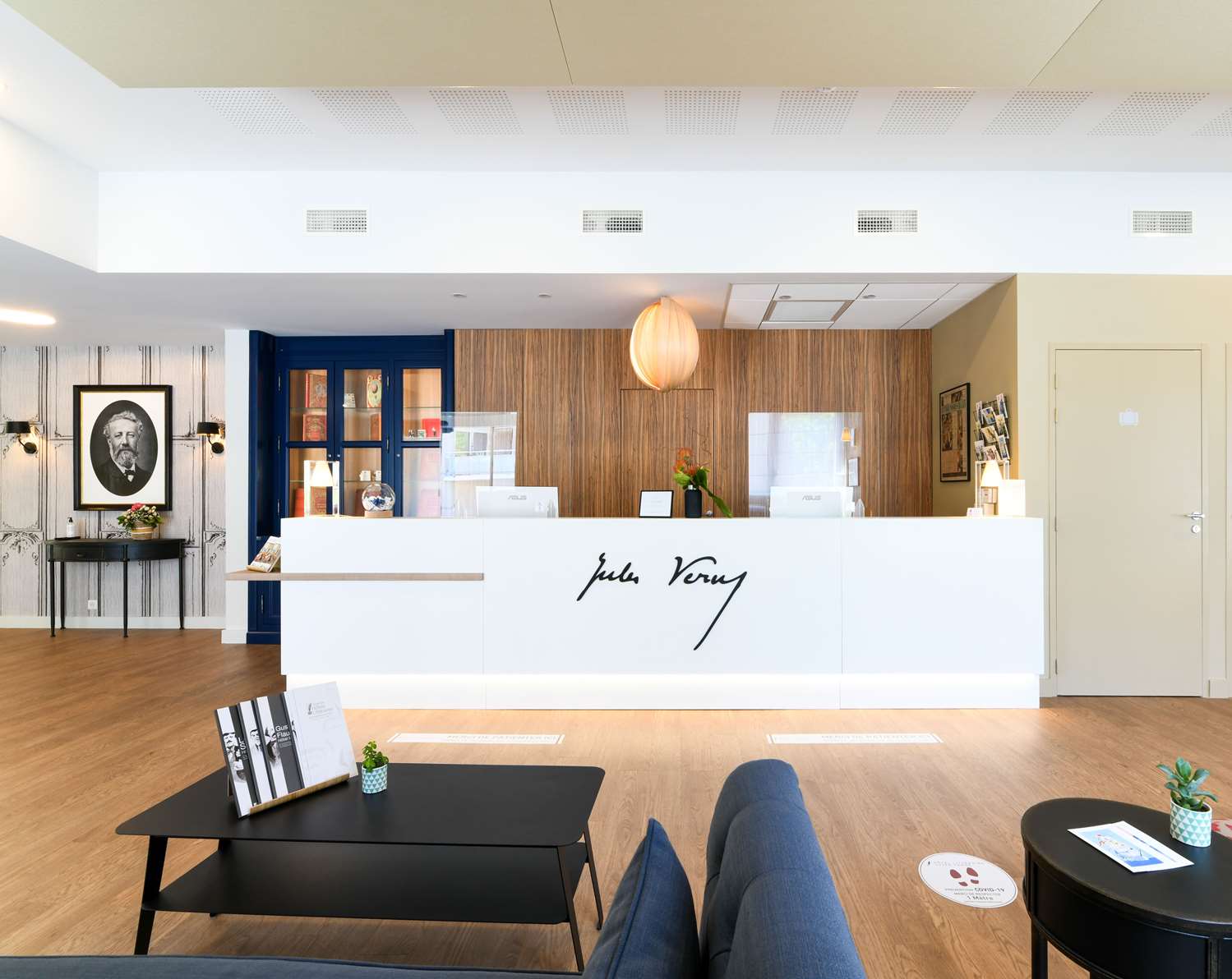 lobby