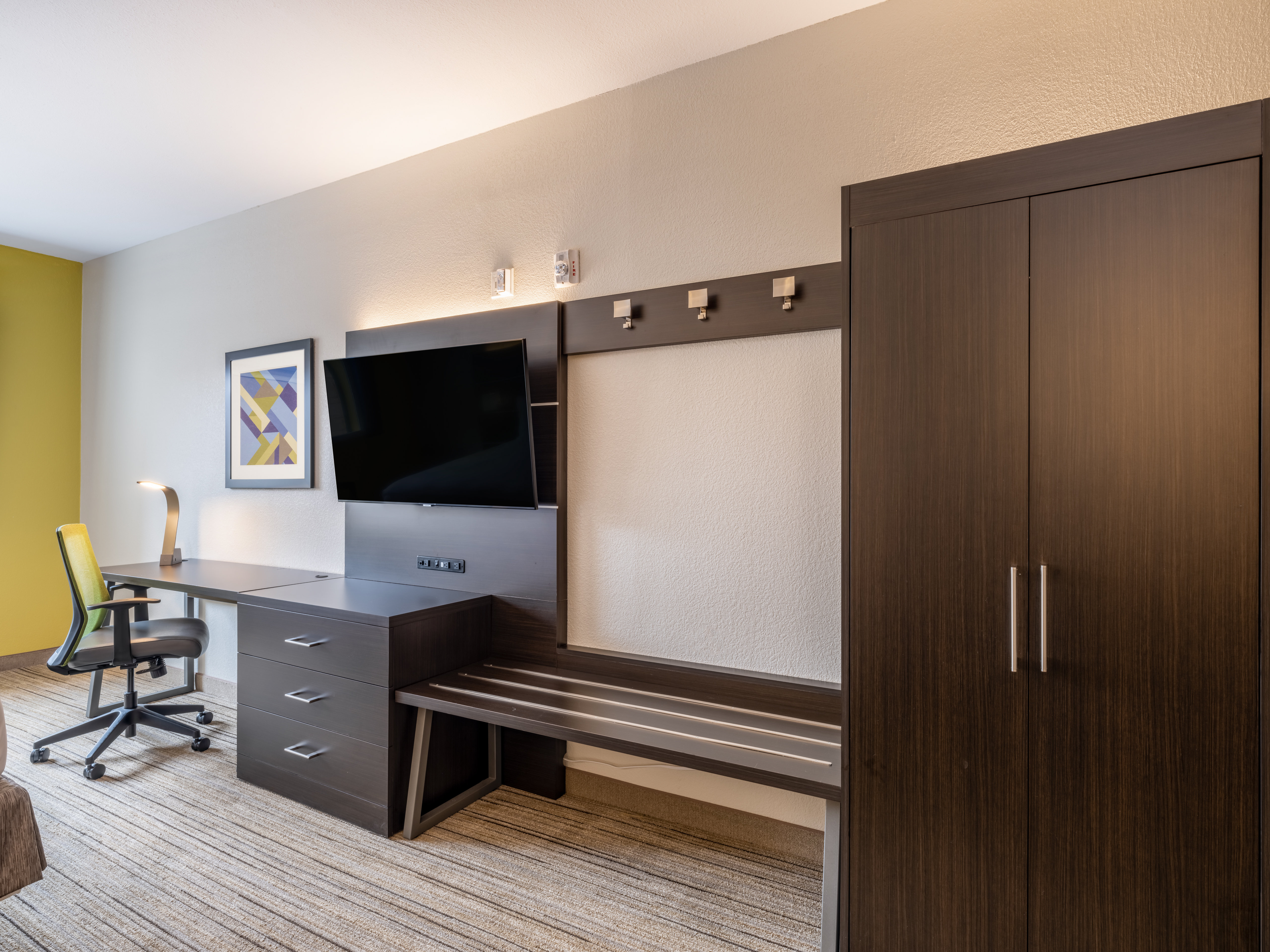 Holiday Inn Express Hotel Suites Beaumont Nw 25/28