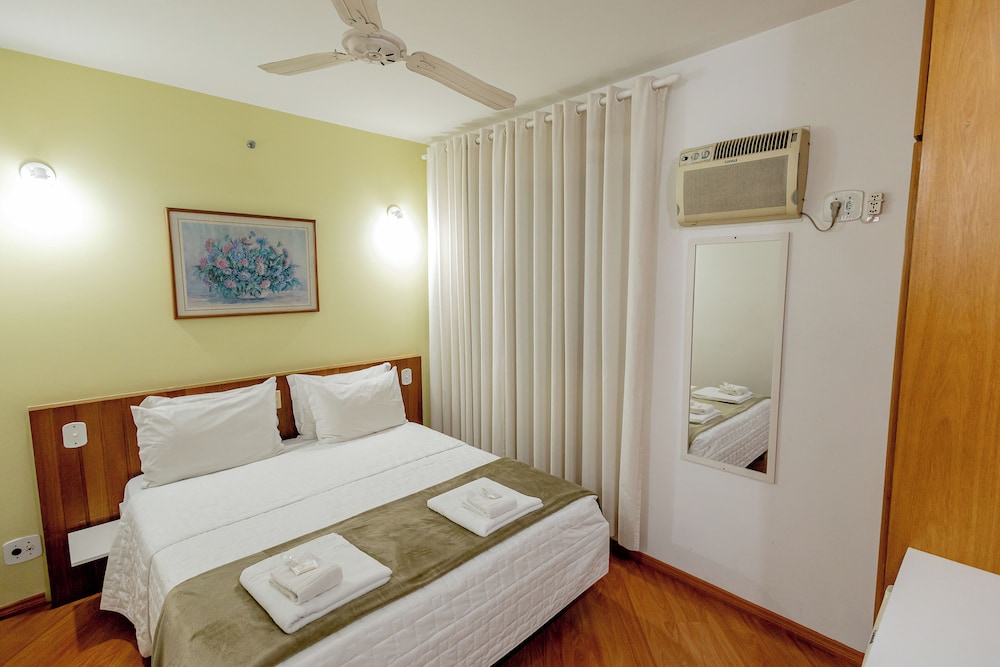 SUPERIOR, TRIPLE, 3 BEDS