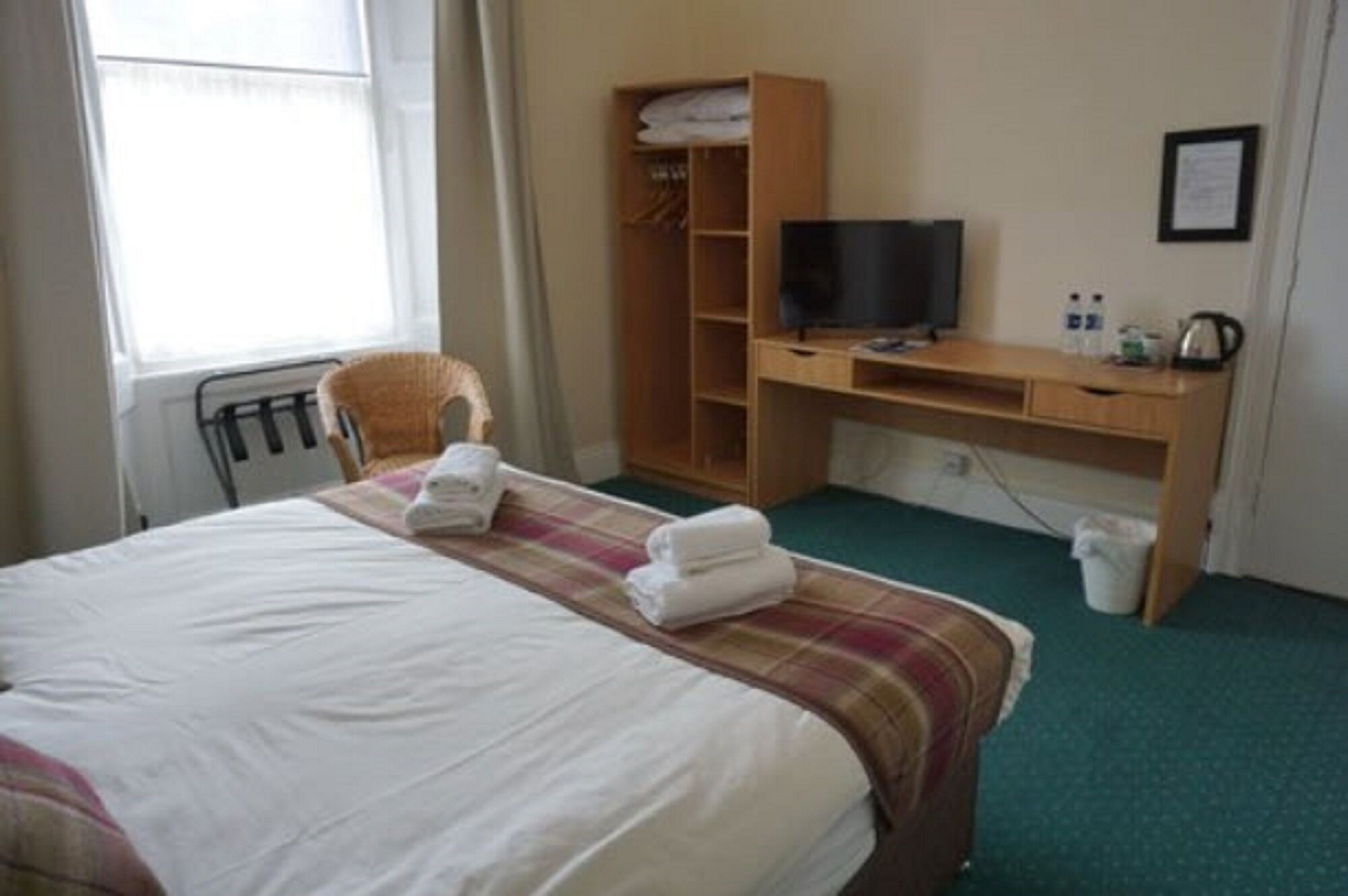 Room, Single, Double Bed