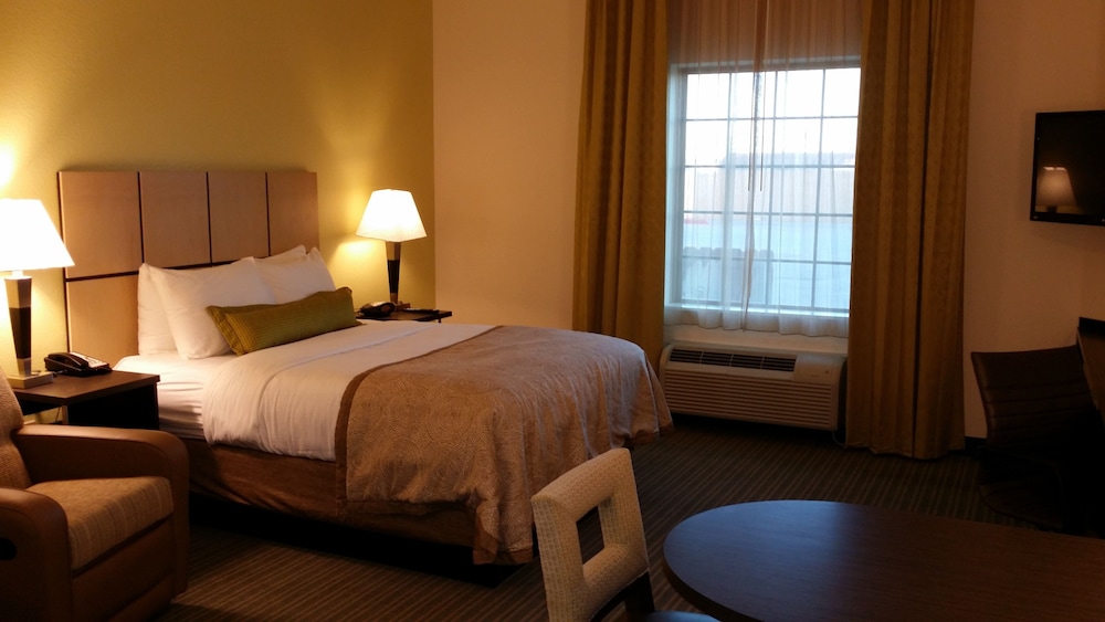 Candlewood Suites Monahans 20/50