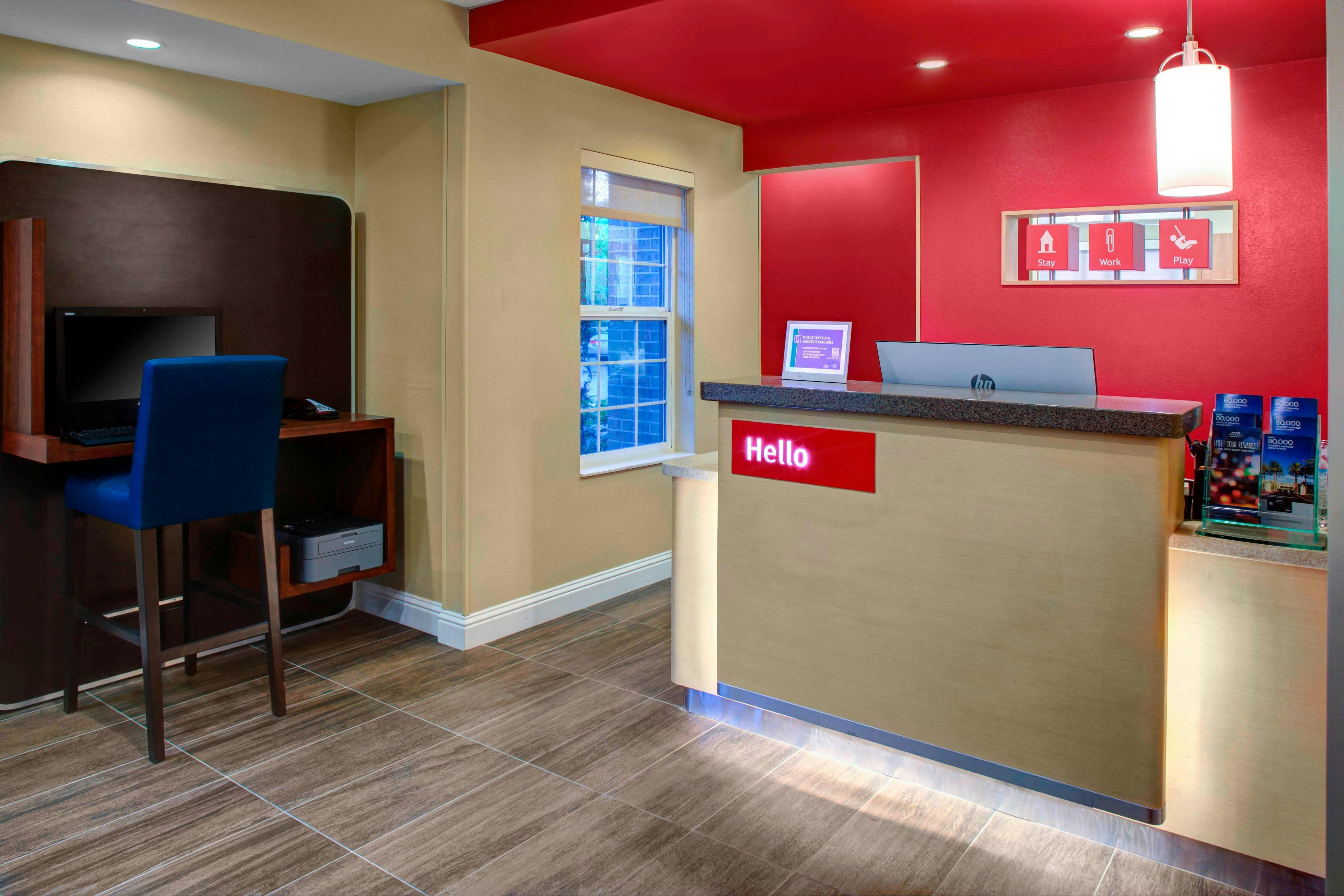 TownePlace Suites by Marriott Fresno 6/36