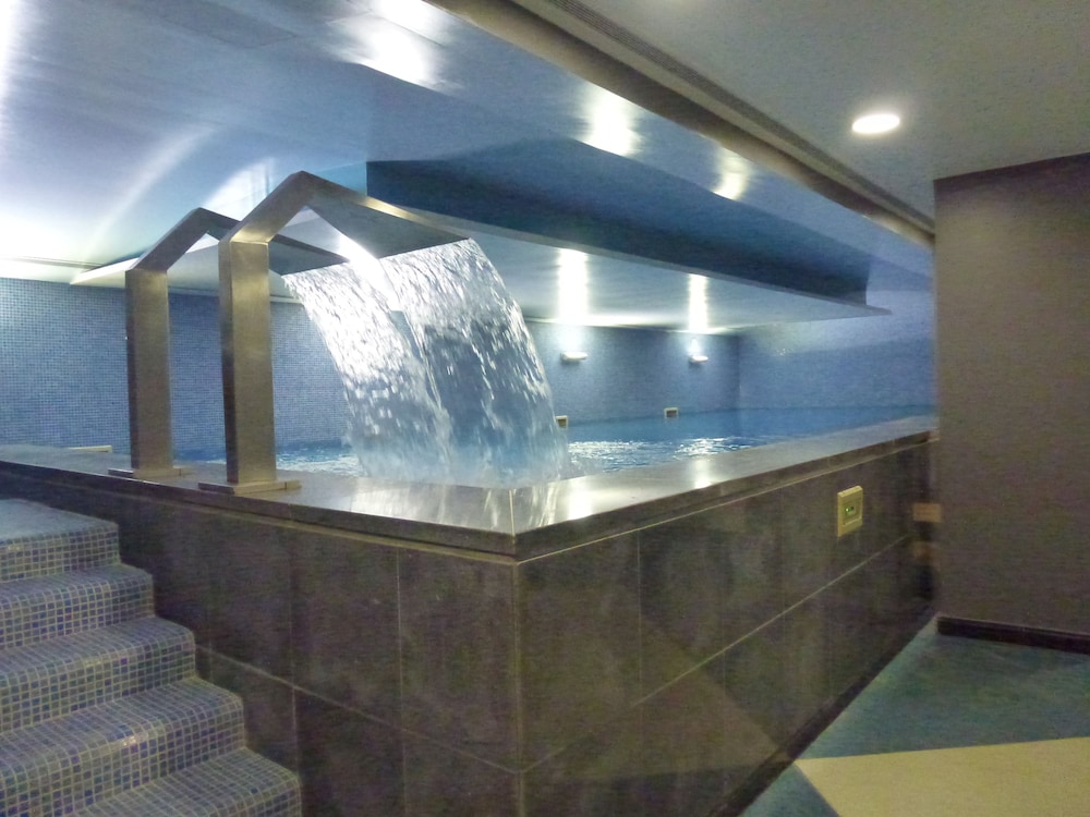 Riviera Hotel Carcavelos 26/50
