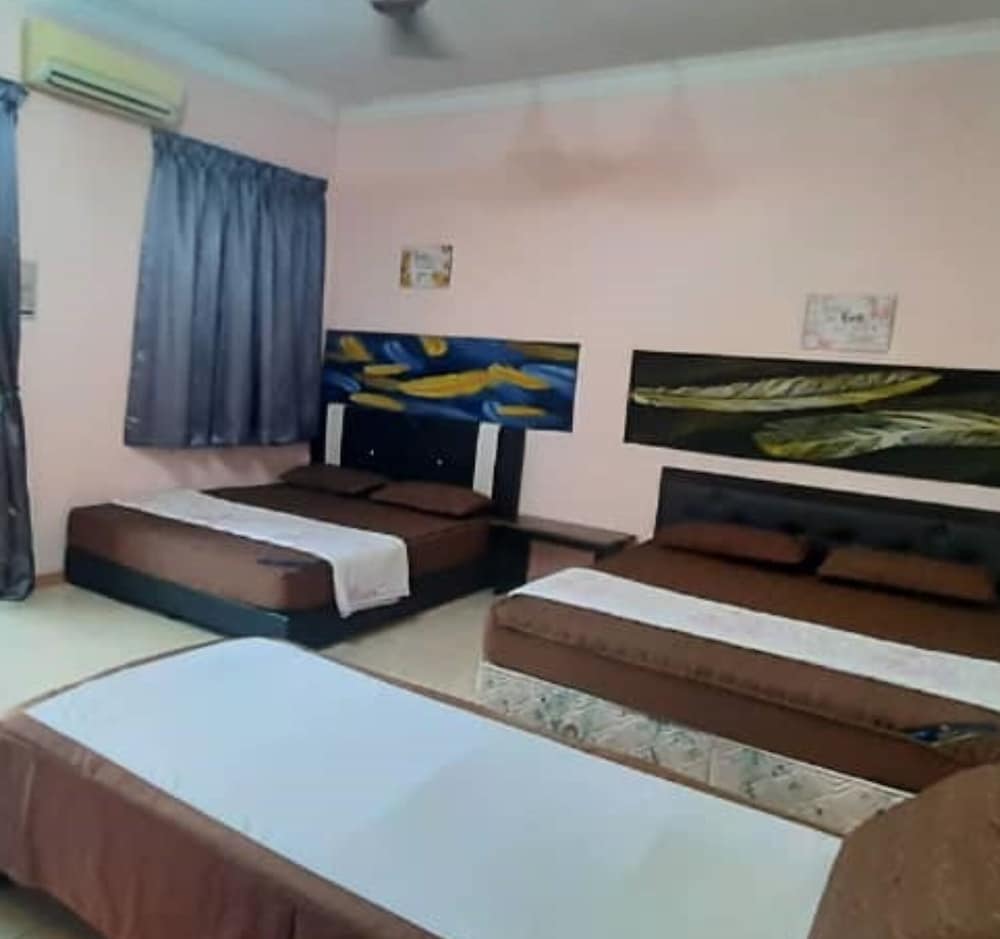 Hotel Budget Sri Bahau 4/25