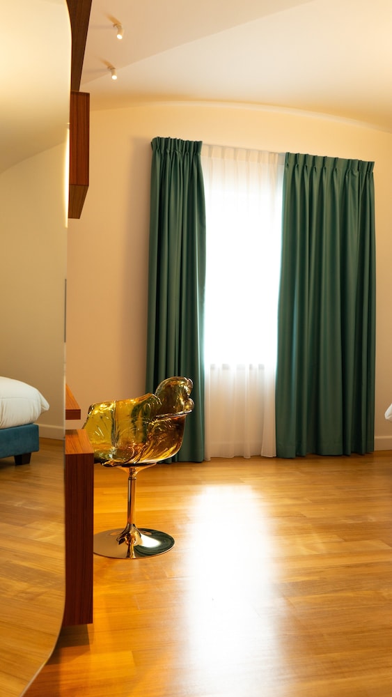 Palazzo Martinelli s.r.l 34/50