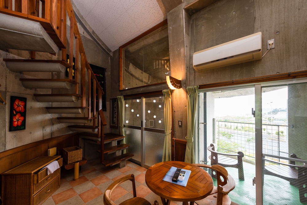 Buzz Resort (ex. Designers Resort Nakadoma Inn) 47/67