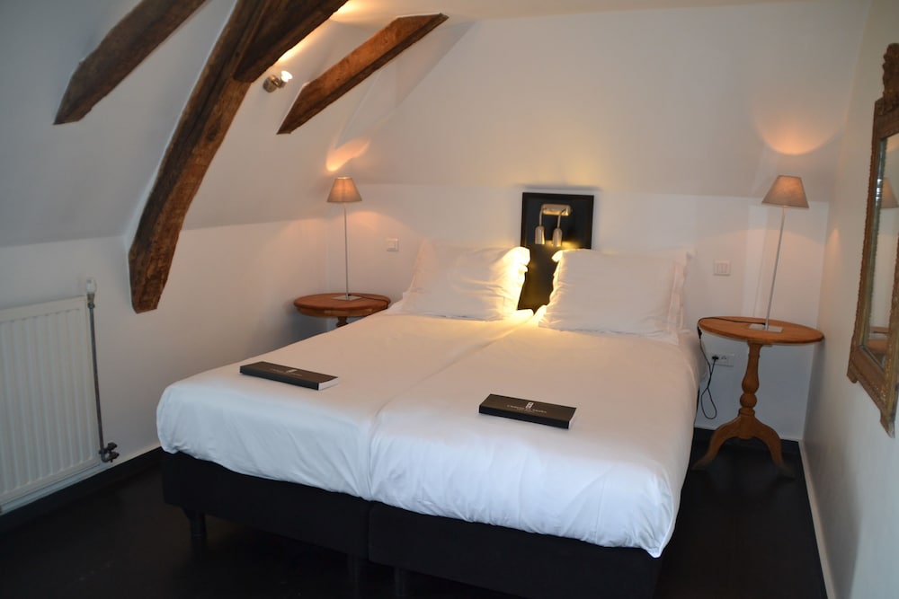 Chateau Les Merles 14/49