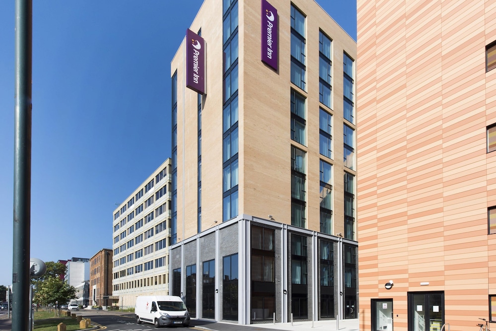 Premier Inn Bournemouth East Cliff hotel in BOURNEMOUTH