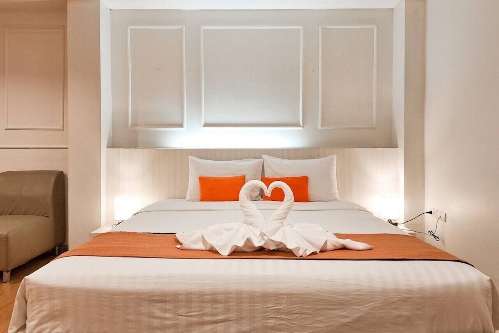 SUPERIOR, DOUBLE BED