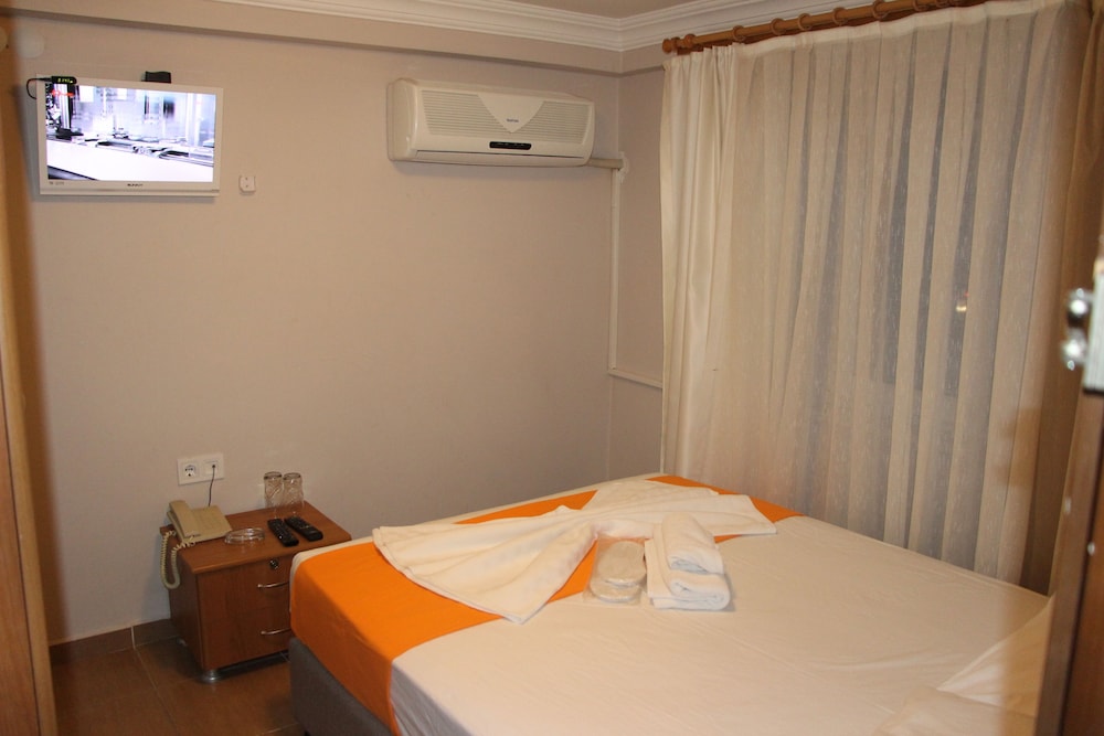 Grand Ece Otel 23/34