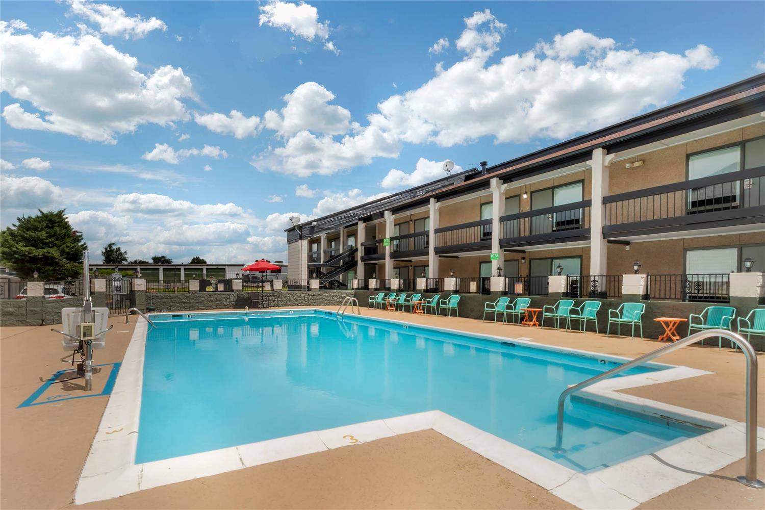 Quality Inn Madison - Huntsville 8/23