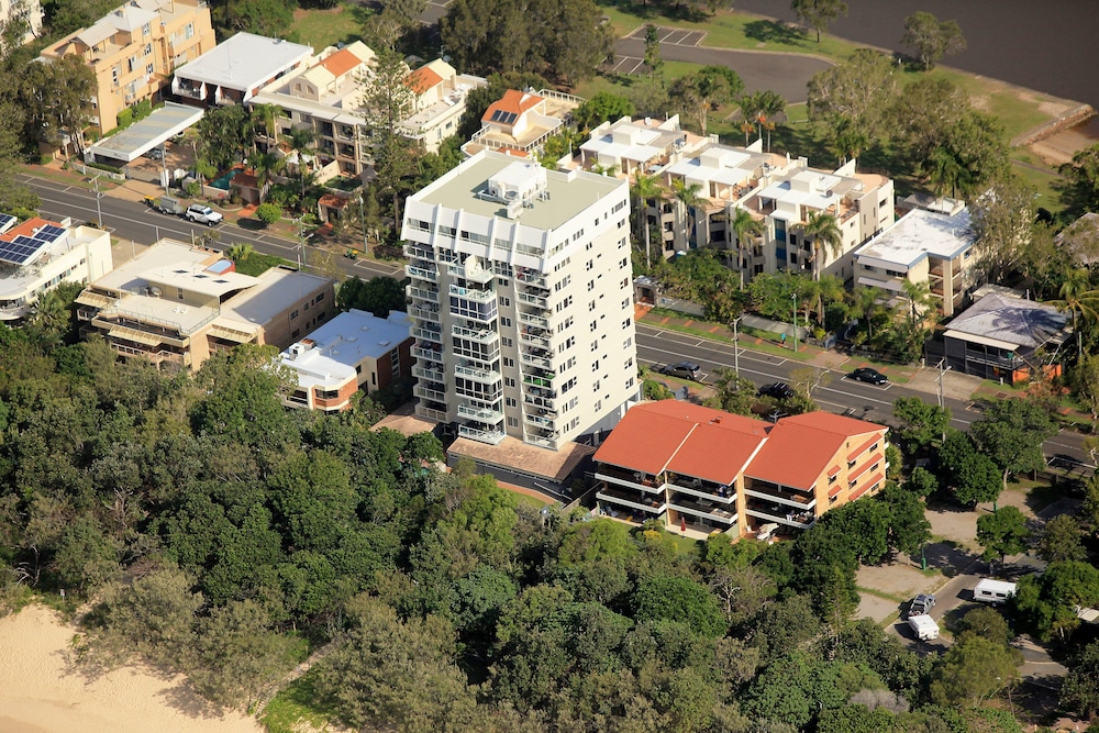 84 The Spit Holiday Apartments 4/81