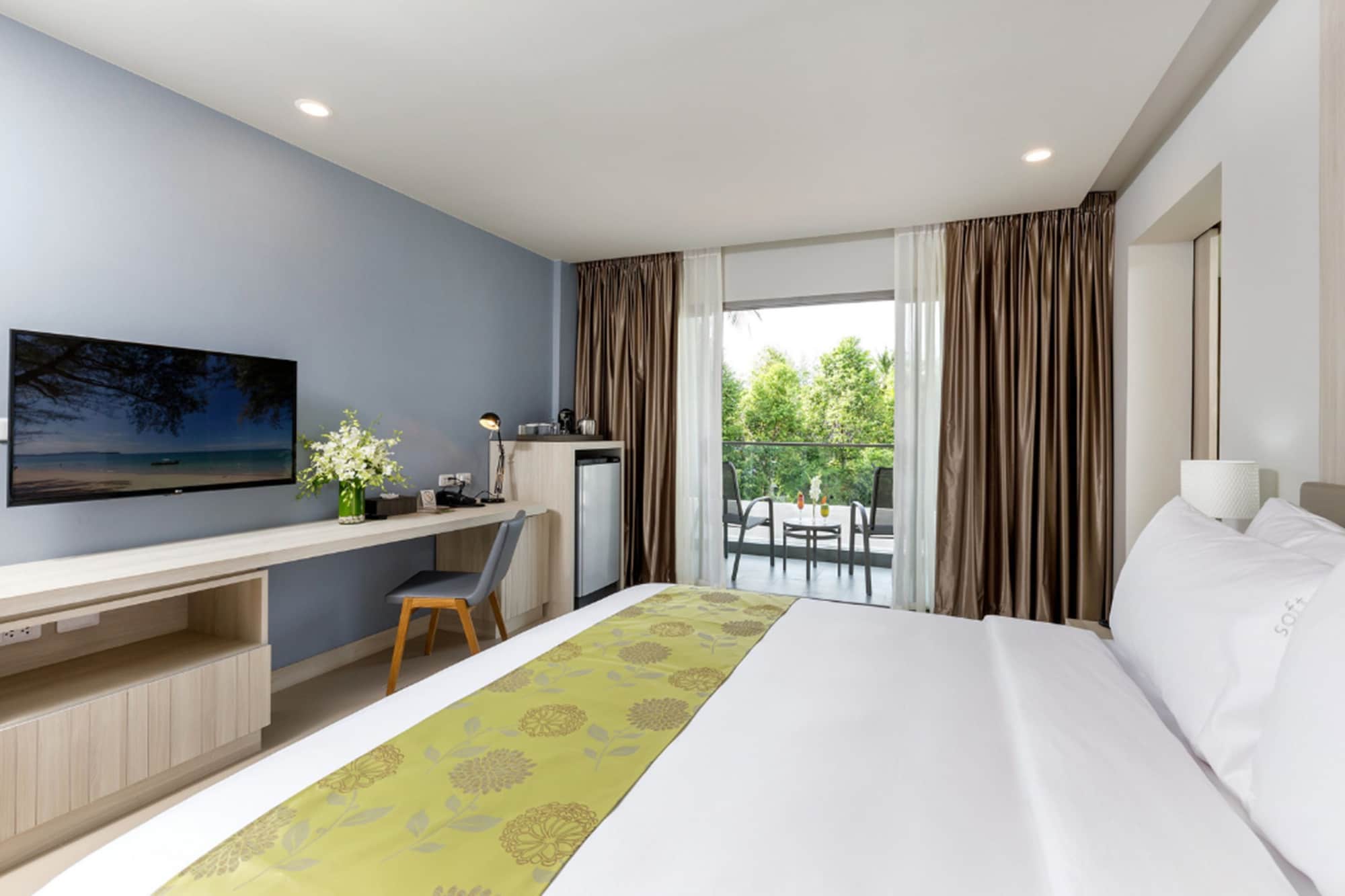 X10 Khaolak Resort in TAKUA PA