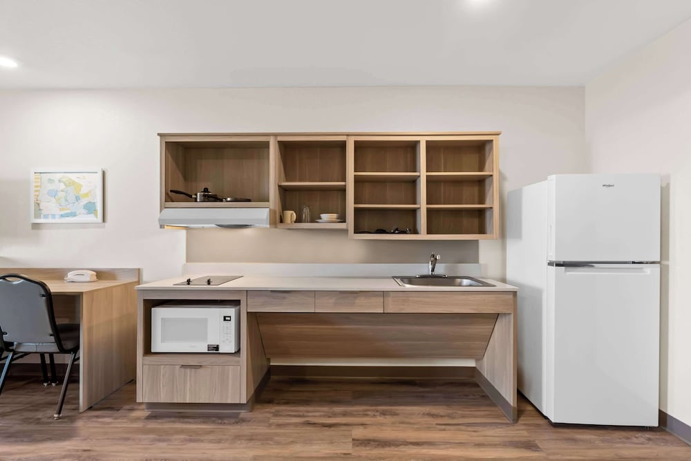 WoodSpring Suites Centennial - Denver Tech Center 55/64