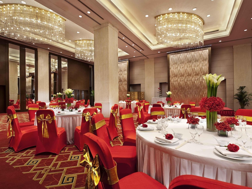 Grand Mercure Beijing Central 42/52