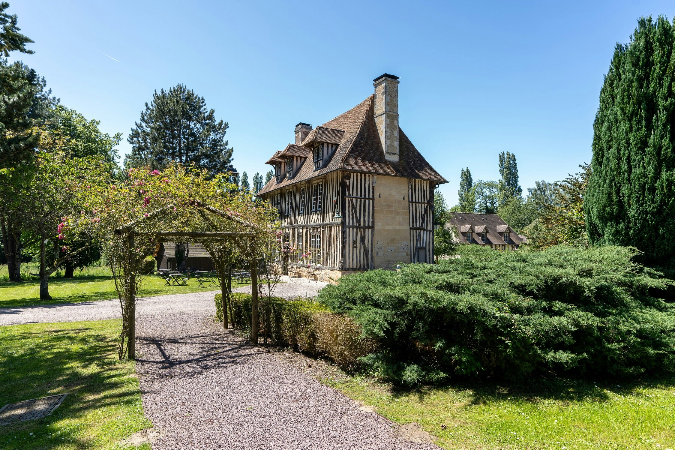LES MANOIRS DES PORTES DE DEAUVILLE 65/79