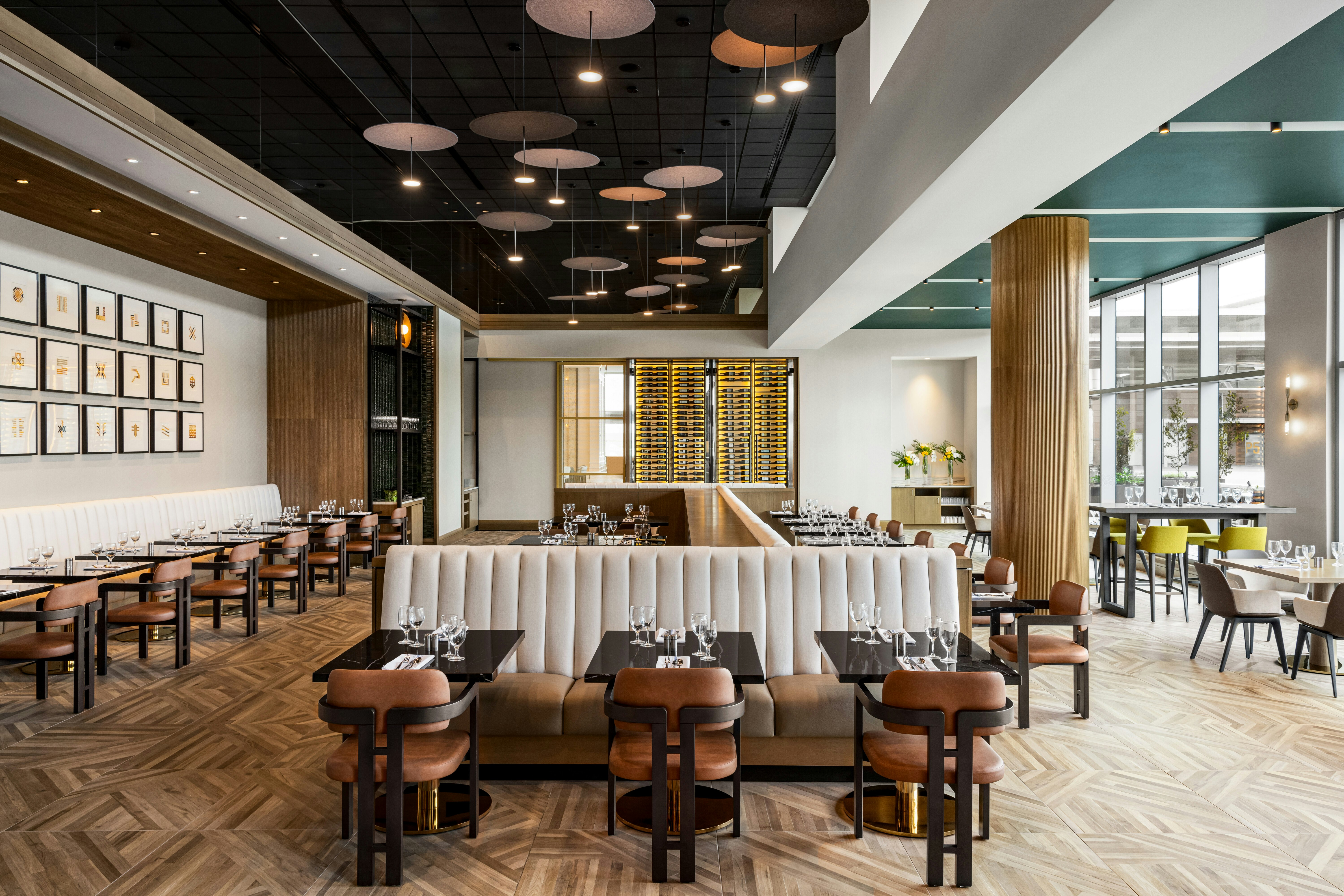 Hilton BNA Nashville Airport Terminal 42/53